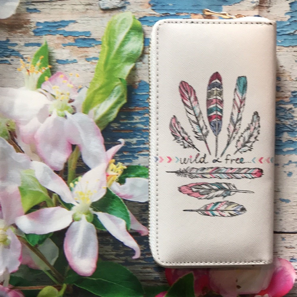 New Feather Design Wallet - Picture 3 of 9